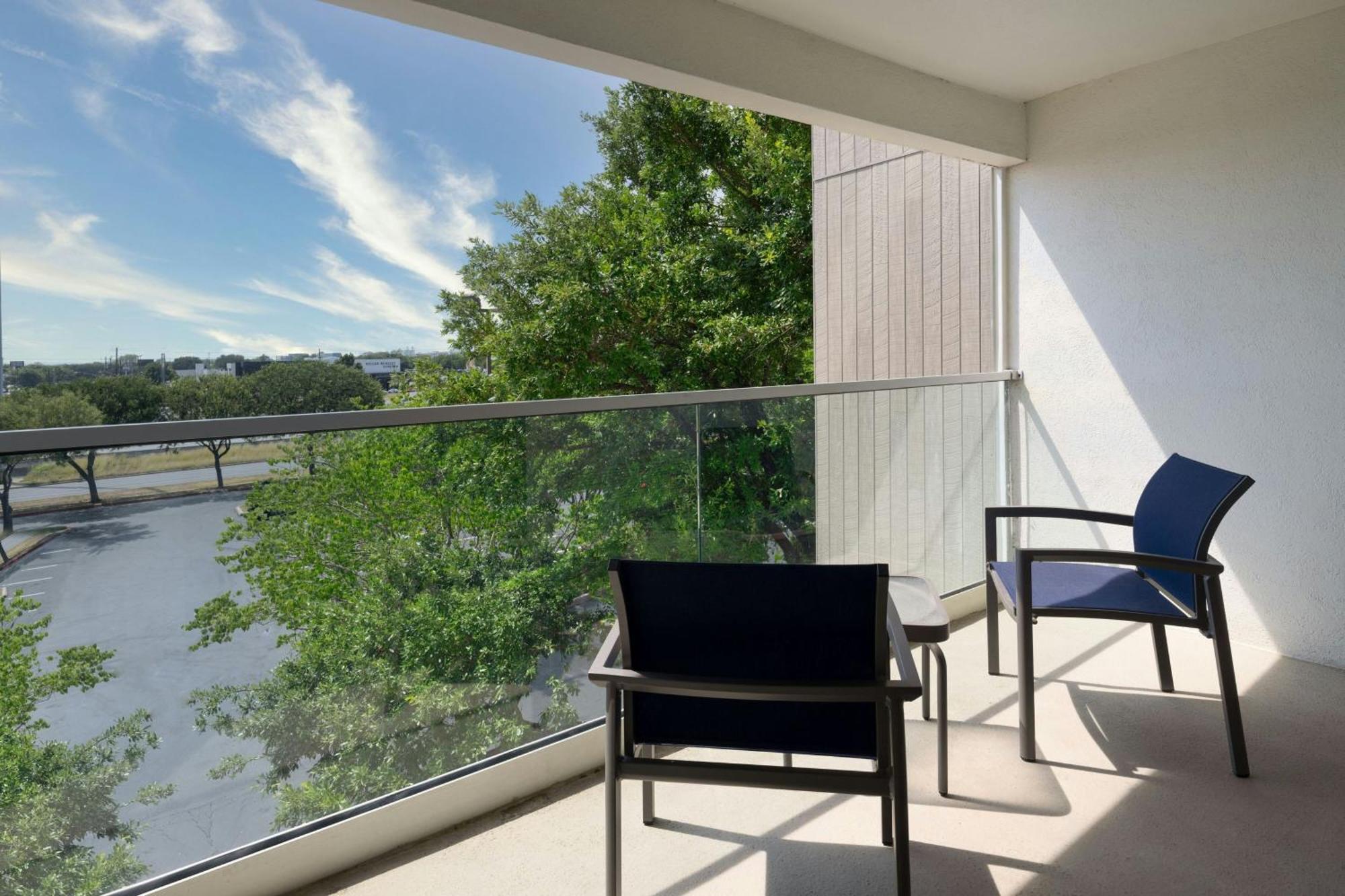 Courtyard Austin South Hotel Bagian luar foto