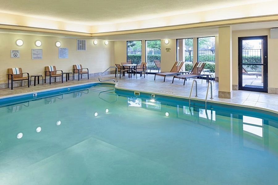 Courtyard Austin South Hotel Bagian luar foto