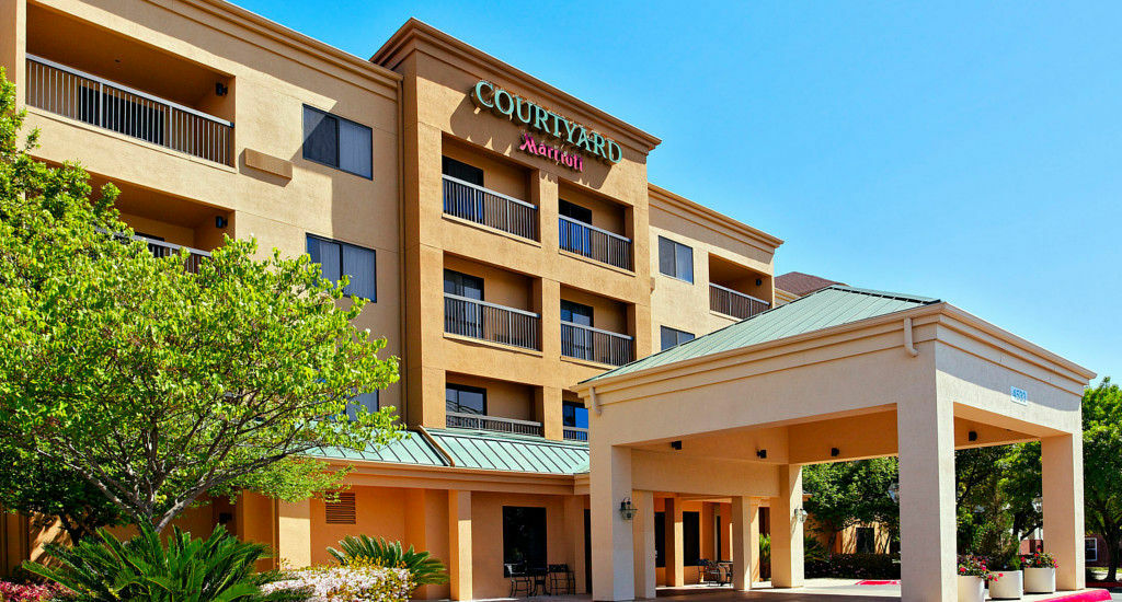 Courtyard Austin South Hotel Bagian luar foto