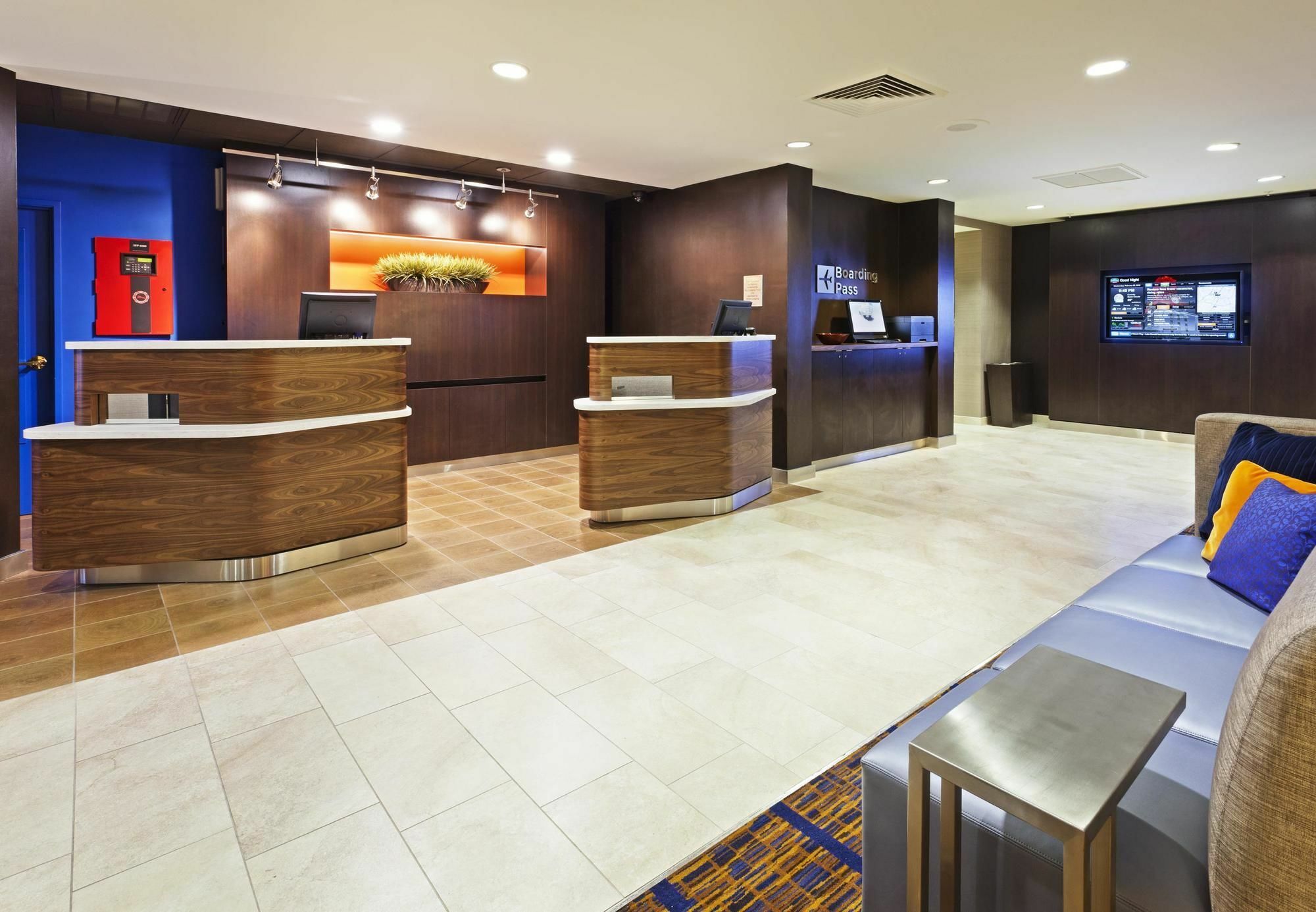 Courtyard Austin South Hotel Bagian luar foto
